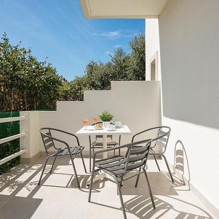 Mylos Apartments Anissaras Hersonissos  Eksteriør billede