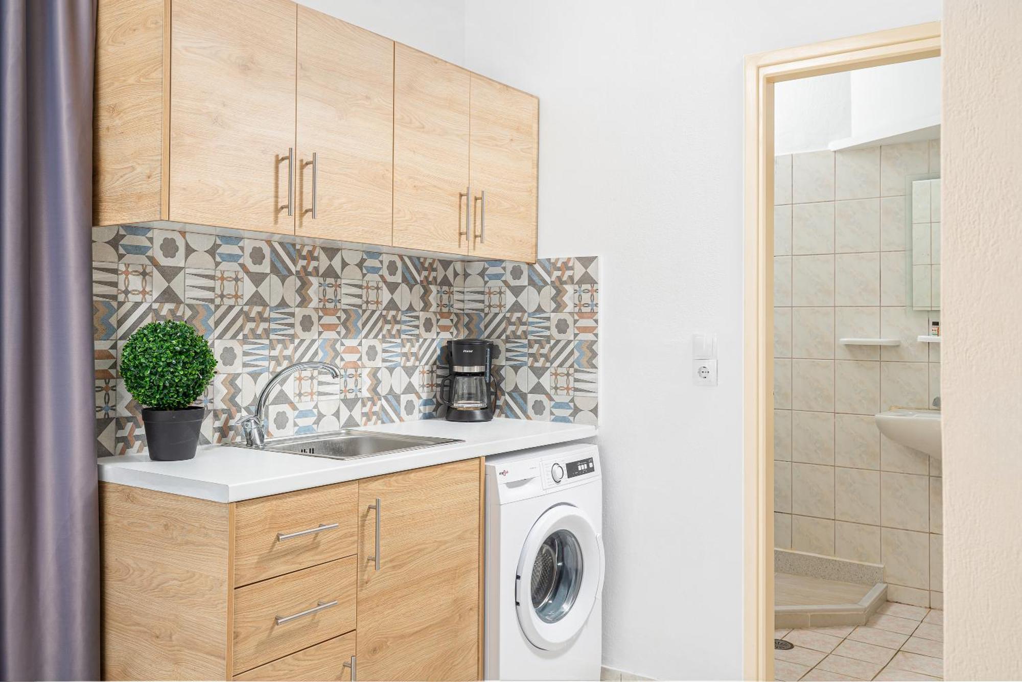 Mylos Apartments Anissaras Hersonissos  Eksteriør billede