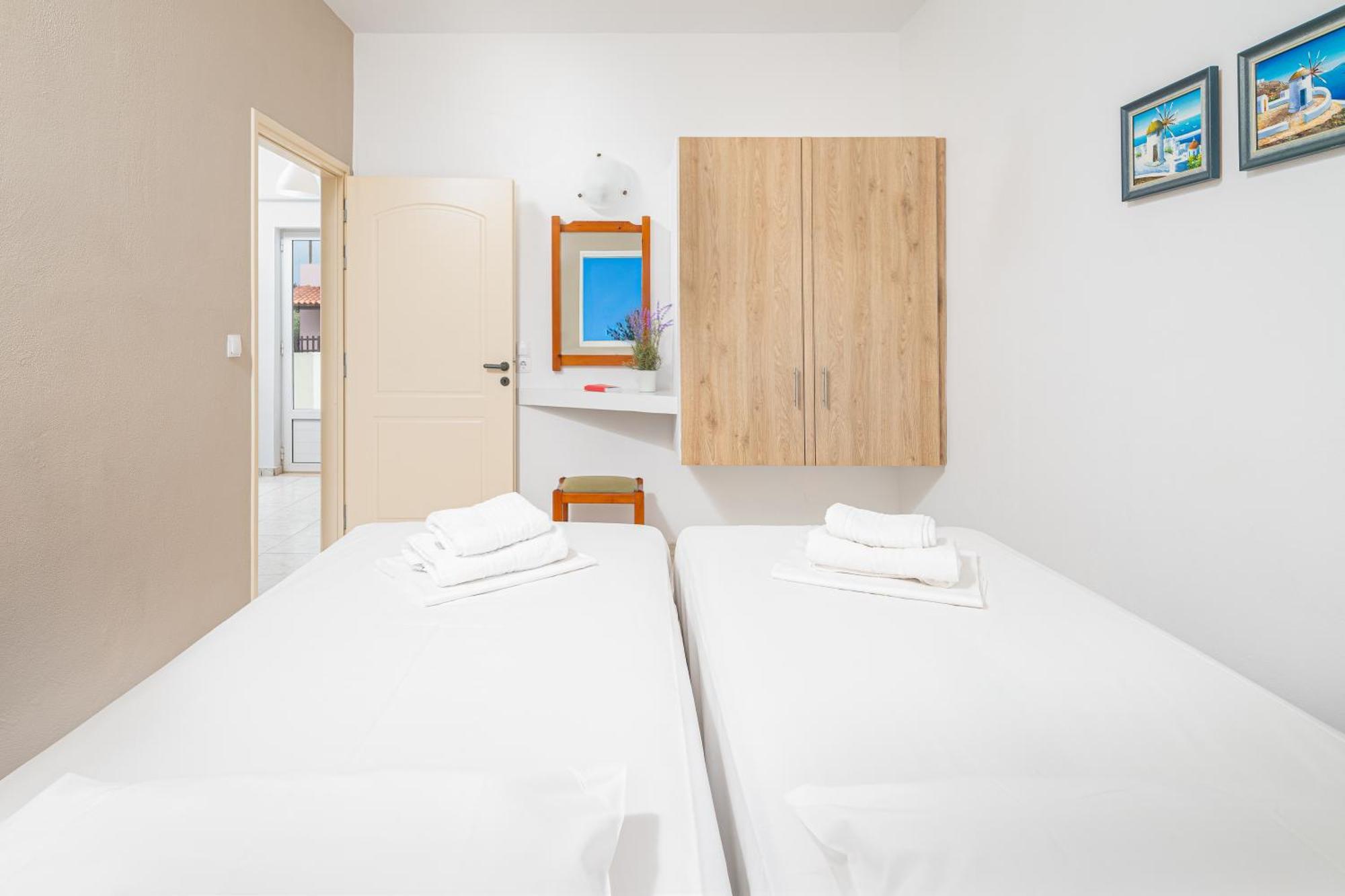 Mylos Apartments Anissaras Hersonissos  Eksteriør billede
