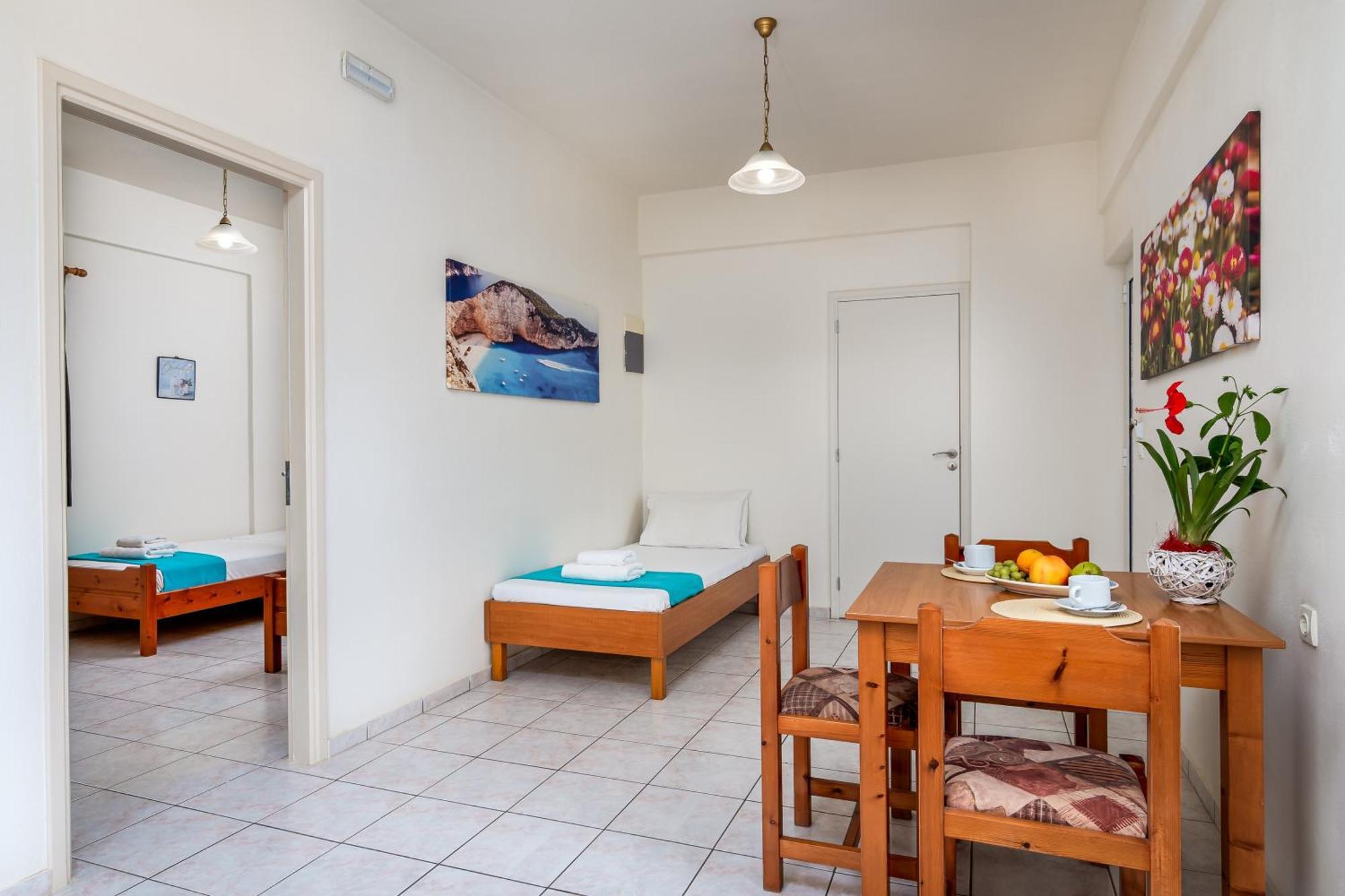 Mylos Apartments Anissaras Hersonissos  Eksteriør billede