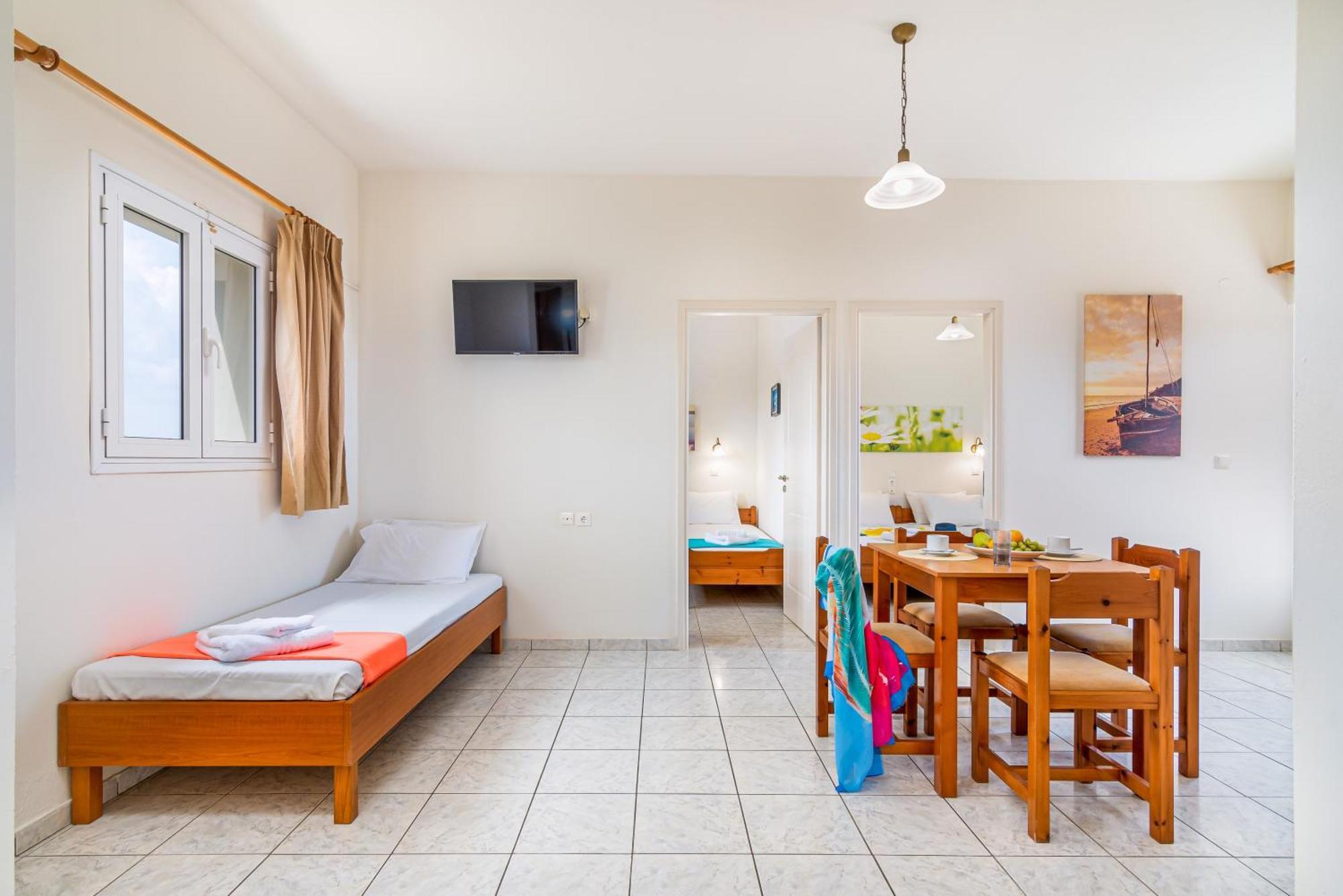 Mylos Apartments Anissaras Hersonissos  Eksteriør billede